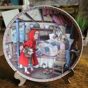 Decorative Little Red Riding Hood Plate